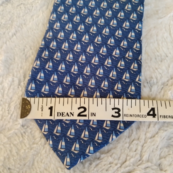 Tommy Hilfiger 100% silk - Picture 7 of 9